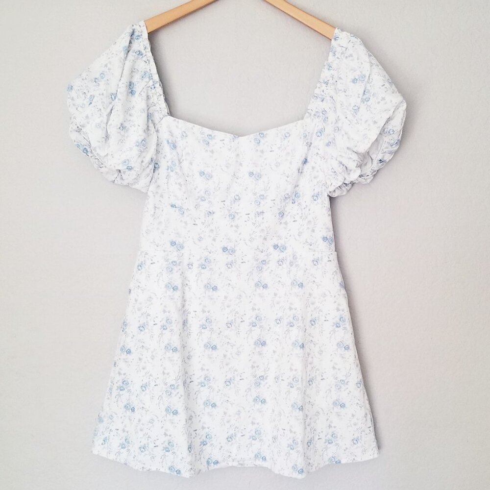 NEW Mi Ami Francesca's Erin Floral Square Neck Mini Dress L White Blue Cottage - Picture 6 of 15